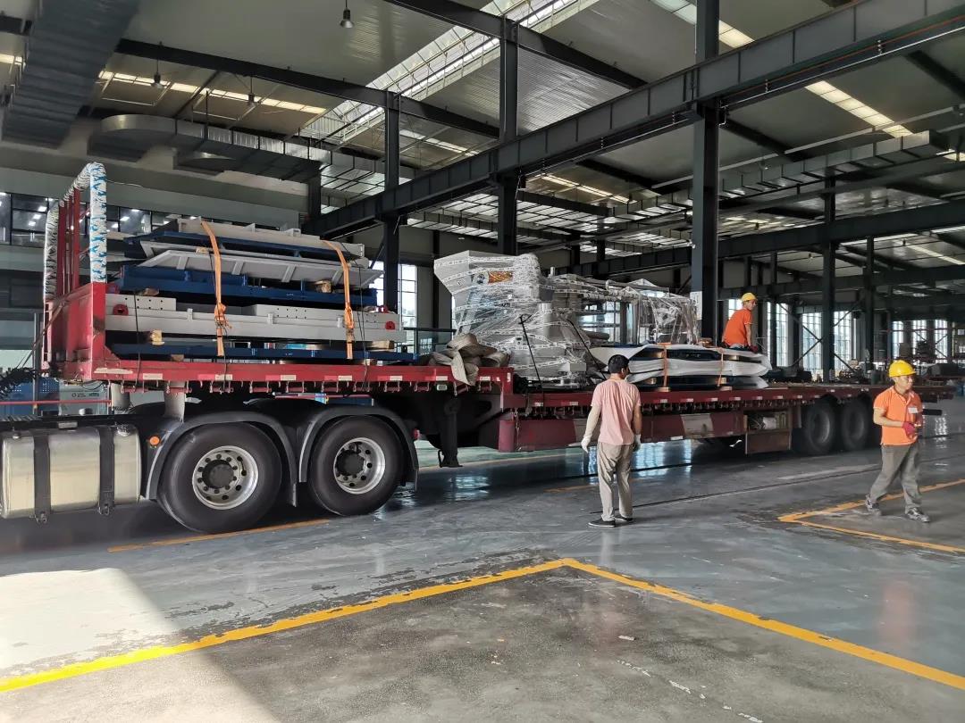 項(xiàng)目發(fā)貨|策尼特ZN900C型全自動(dòng)砌塊成型機(jī)生產(chǎn)線發(fā)貨吉林，助力市政建設(shè)！