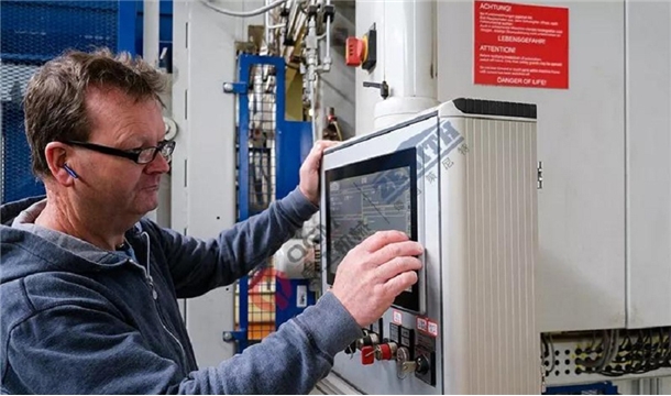 怎么做透水磚機的日常維護保養(yǎng)？